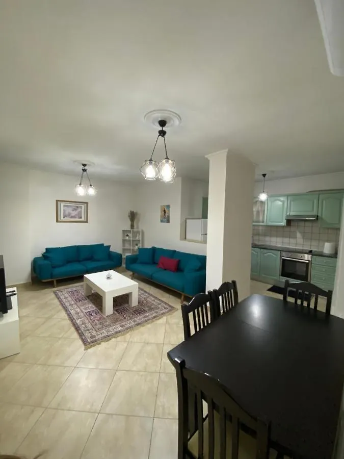 Chlo Apartment 3 Tirana