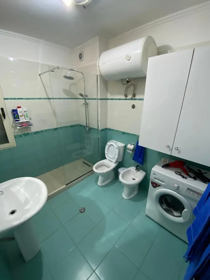 Chlo Apartment 3 Tirana 0*,  Albania