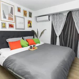 11 Steps' Lovely In The Center Appartement