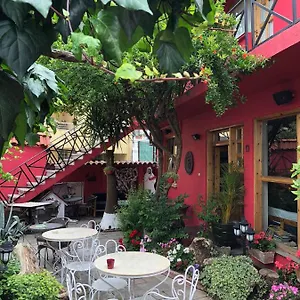 Hostel Red Goat, Tirana