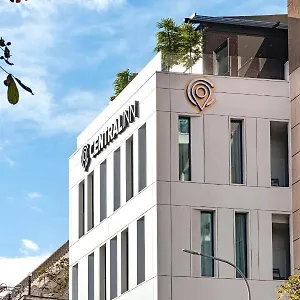 Central Inn Hotel Τίρανα